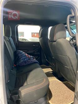 نيسان فرونتر